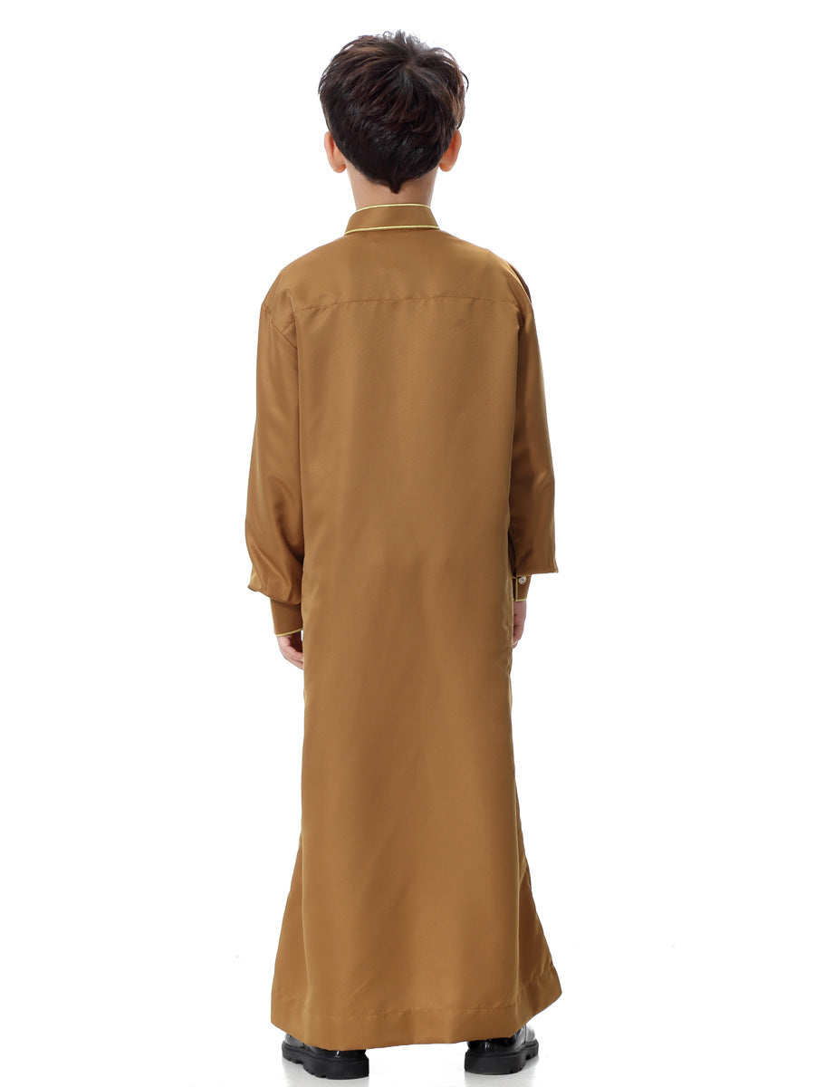Traditional long robe for boys with a relaxed fit, ideal for special or everyday wear