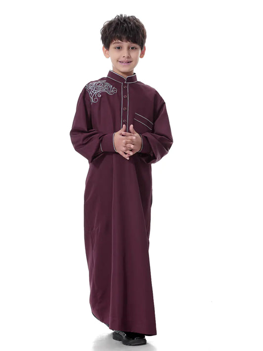 Traditional long robe for boys with a relaxed fit, ideal for special or everyday wear